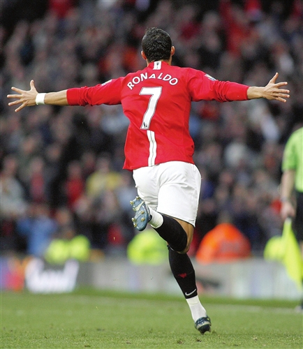 随着欧足联 随着欧足联